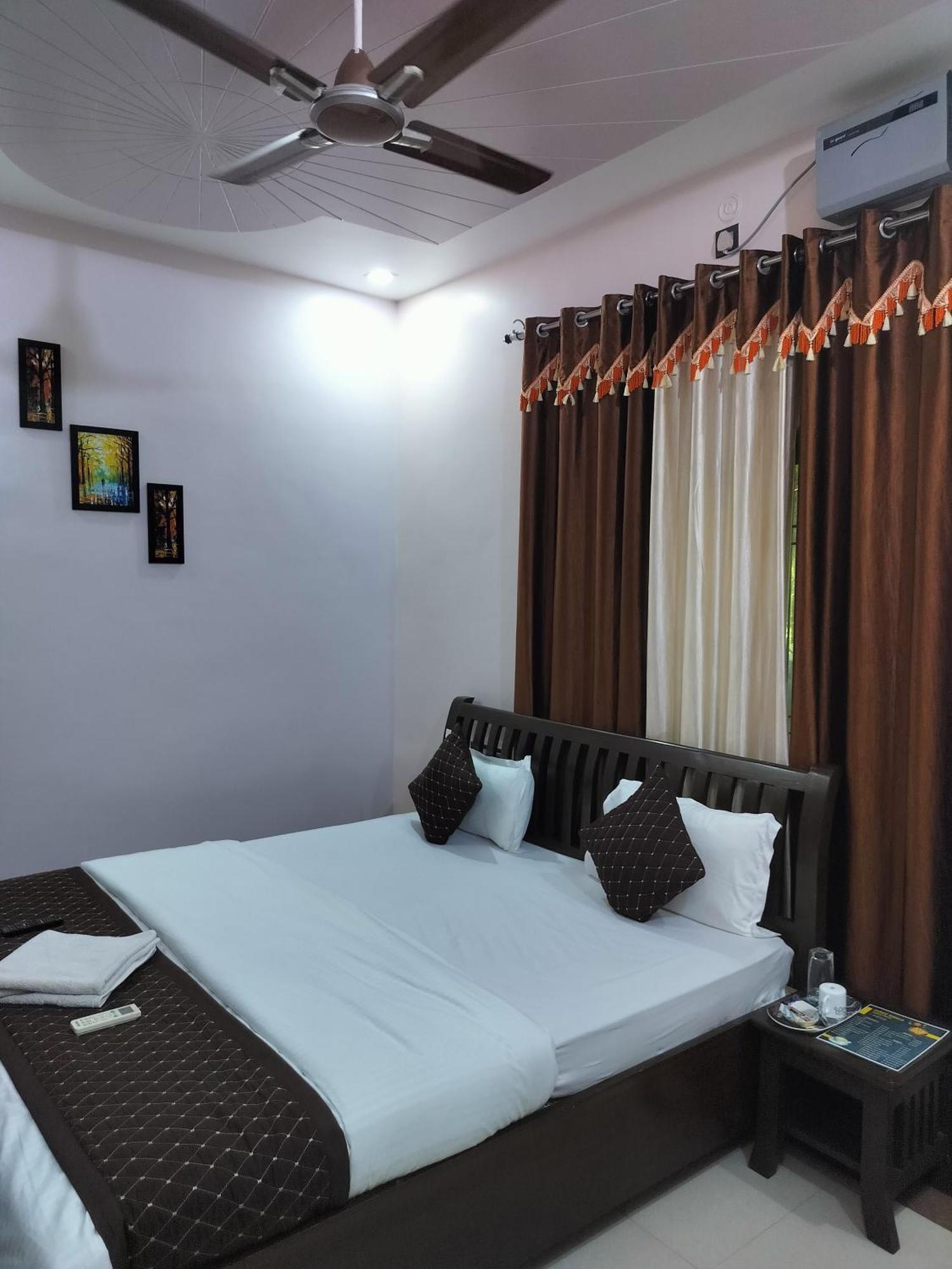 Shree Nanda Guest House Varanasi Bagian luar foto